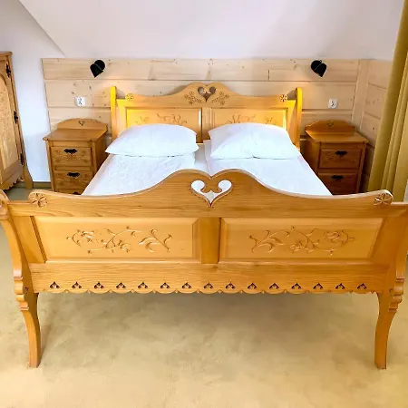 Maria Maka Tatil Evi *